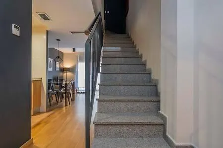 Bright And Modern Duplex With Terrace In Eixample District P2 * Barcelona