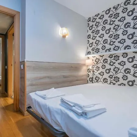 Apartament Bright And Modern Duplex With Terrace In Eixample District P2 *